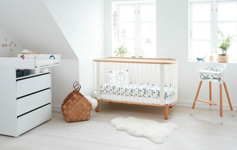 Wholesale FLEXA Babybed White/Clear Lacquer Beech